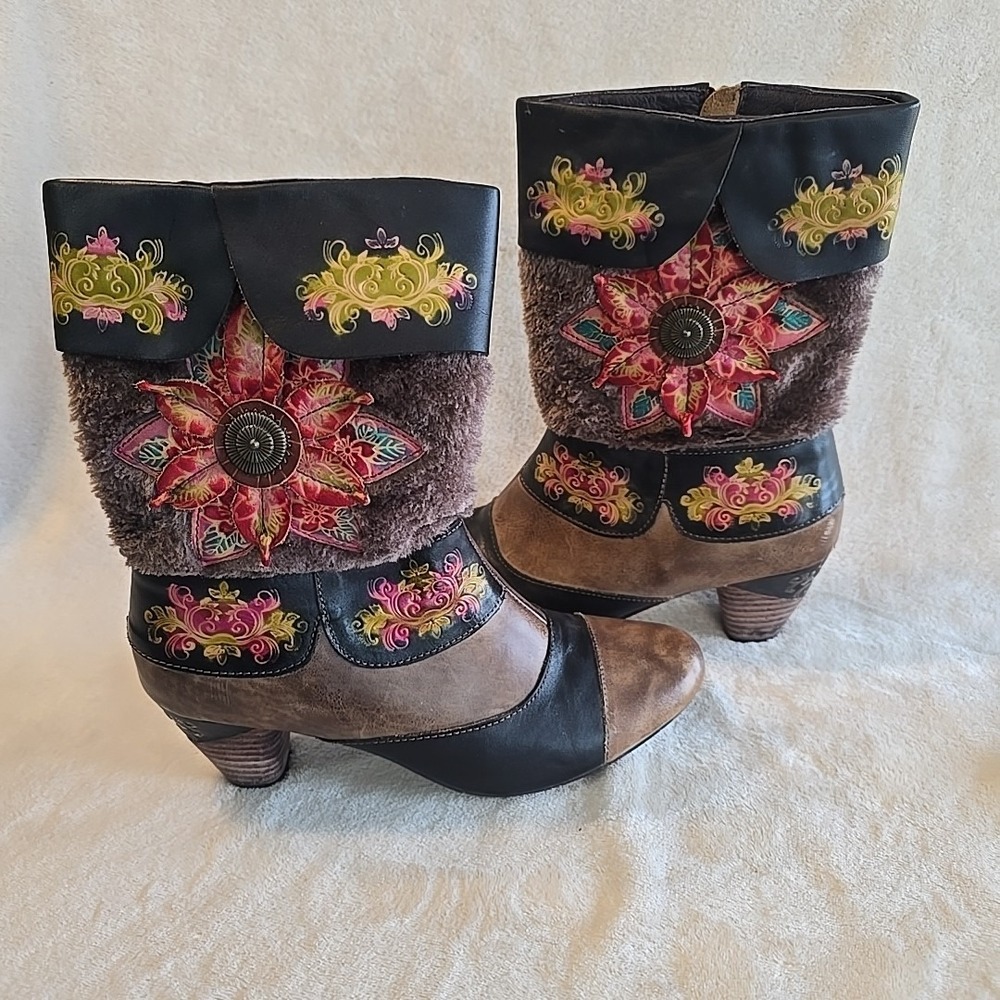 Corkys Elite Hand-painted Leather Boots Floral Detail Boho Festival Concert Sz 9